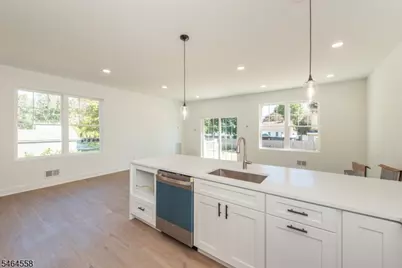 8 Halsey St #8, Roxbury Township, NJ 07847 - Photo 5