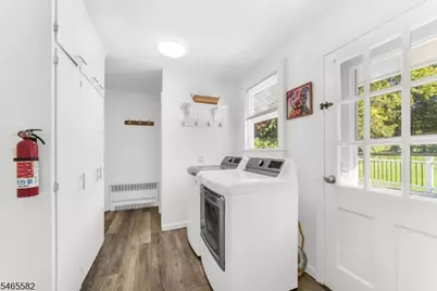 138 Maple Ave, Chester, NJ 07930 - Photo 9