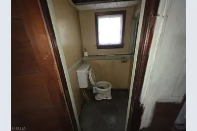 90 Midland Ave, East Orange, NJ 07017 - Photo 19