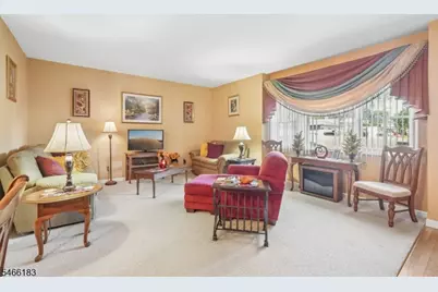 485 Saddle River Rd #7, Saddle Brook Township, NJ 07663 - Photo 3