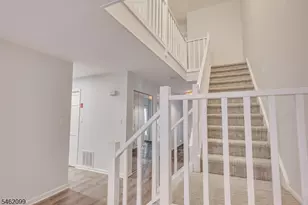 145 Lexington Cir, Old Bridge Township, NJ 07747 - Photo 17