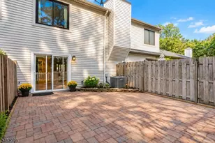145 Lexington Cir, Old Bridge Township, NJ 07747 - Photo 29