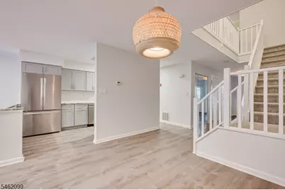 145 Lexington Cir, Old Bridge Township, NJ 07747 - Photo 11
