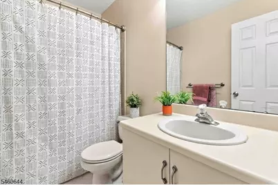 41 Cabot Way, Franklin Township, NJ 08823 - Photo 15