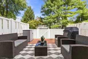 41 Cabot Way, Franklin Township, NJ 08823 - Photo 17