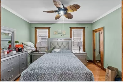 16 Washington Ave, Clifton, NJ 07011 - Photo 9