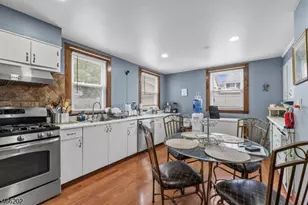 18 Washington Ave, Clifton, NJ 07011 - Photo 15