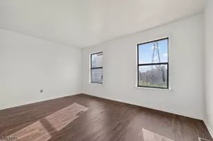 233 Spruce Ct, Raritan Township, NJ 08822 - Photo 13