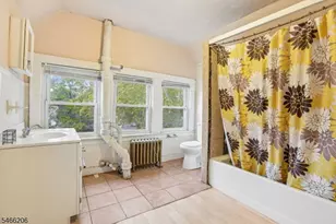 256 Rutledge Ave, East Orange, NJ 07017 - Photo 43