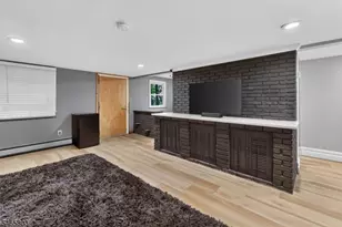 9 Oliver Rd, Roxbury Township, NJ 07850 - Photo 13
