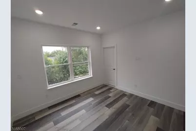 706 Bergen St #2, Newark, NJ 07108 - Photo 13