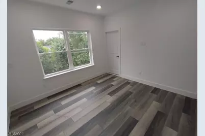 706 Bergen St #2, Newark, NJ 07108 - Photo 21