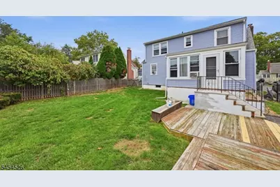 748 Ayres Ave, North Plainfield, NJ 07063 - Photo 31