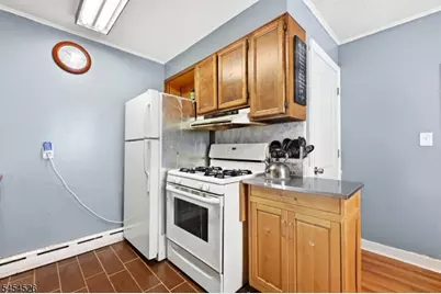 748 Ayres Ave, North Plainfield, NJ 07063 - Photo 7