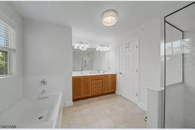 25 Mc Nish Way, West Caldwell Twp., NJ 07006 - Photo 27
