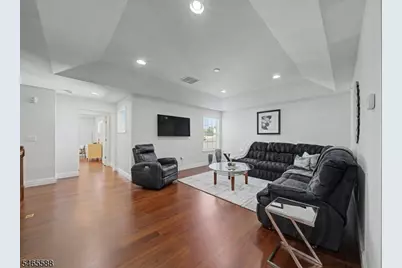 25 Mc Nish Way, West Caldwell Twp., NJ 07006 - Photo 21