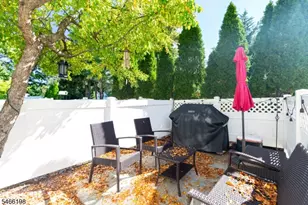 130 Albury Way, North Brunswick Township, NJ 08902 - Photo 31