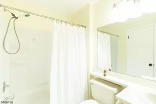 130 Albury Way, North Brunswick Township, NJ 08902 - Photo 23