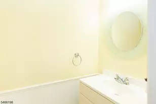 130 Albury Way, North Brunswick Township, NJ 08902 - Photo 15