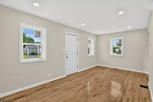 18 Bodine Ave, Monroe Township, NJ 08094 - Photo 9