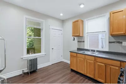 471 S 14th St, Newark, NJ 07103 - Photo 7