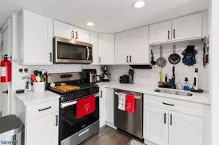 34 Ashwood Ave, Summit, NJ 07901 - Photo 9