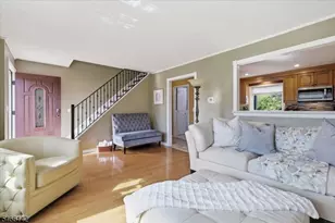 12 Norfolk Rd, Franklin Township, NJ 08873 - Photo 5