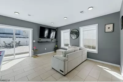 428 Peshine Ave, Newark, NJ 07112 - Photo 17
