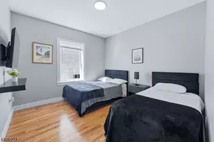 428 Peshine Ave, Newark, NJ 07112 - Photo 9
