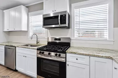 128 Berwick St #1, Elizabeth, NJ 07202 - Photo 7