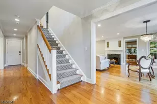 4 Barberry Row, Chester, NJ 07930 - Photo 3