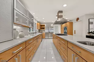 5 Jennie Ct, Cedar Grove, NJ 07009 - Photo 15