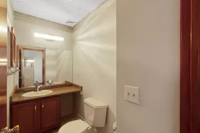 16 Westervelt Pl, Passaic, NJ 07055 - Photo 11