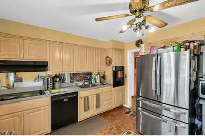 [Address not provided], Parsippany, NJ 07054 - Photo 15