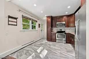 23 Elizabeth Ave, Stanhope, NJ 07874 - Photo 7