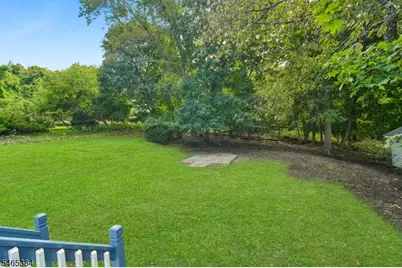 18 Crystal Ave, West Orange Township, NJ 07052 - Photo 35