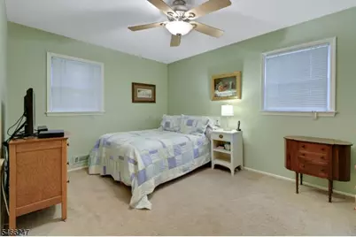 17 Chandler Dr, Wayne Twp., NJ 07470 - Photo 21