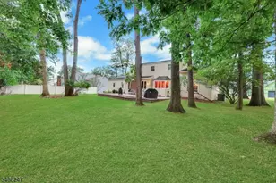 17 Chandler Dr, Wayne Twp., NJ 07470 - Photo 25