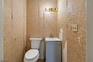 725C W 7th St, Plainfield, NJ 07060 - Photo 13