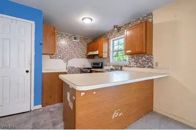 725C W 7th St, Plainfield, NJ 07060 - Photo 11