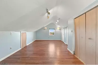 21 Rollins Ave, Clifton, NJ 07011 - Photo 25