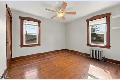 21 Rollins Ave, Clifton, NJ 07011 - Photo 19