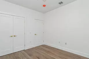 386 5th St, Jersey City, NJ 07302 - Photo 5