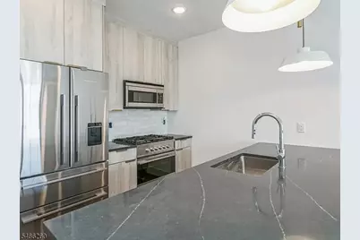 386 Fifth St #301, Jersey City, NJ 07302 - Photo 9