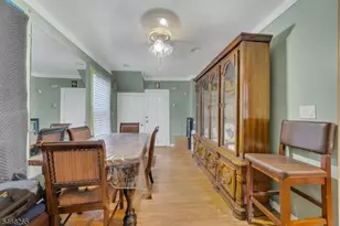 131 Steuben St, East Orange, NJ 07018 - Photo 5