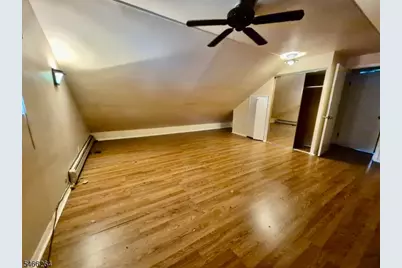 66 Independence Dr, Roselle, NJ 07203 - Photo 21