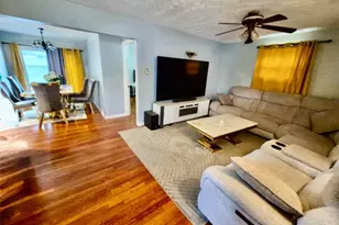 66 Independence Dr, Roselle, NJ 07203 - Photo 3