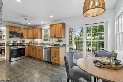 47 Harvey Dr, Summit, NJ 07901 - Photo 9