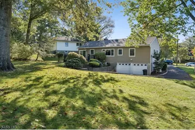 47 Harvey Dr, Summit, NJ 07901 - Photo 19