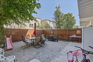 1063 William St, Elizabeth, NJ 07201 - Photo 23